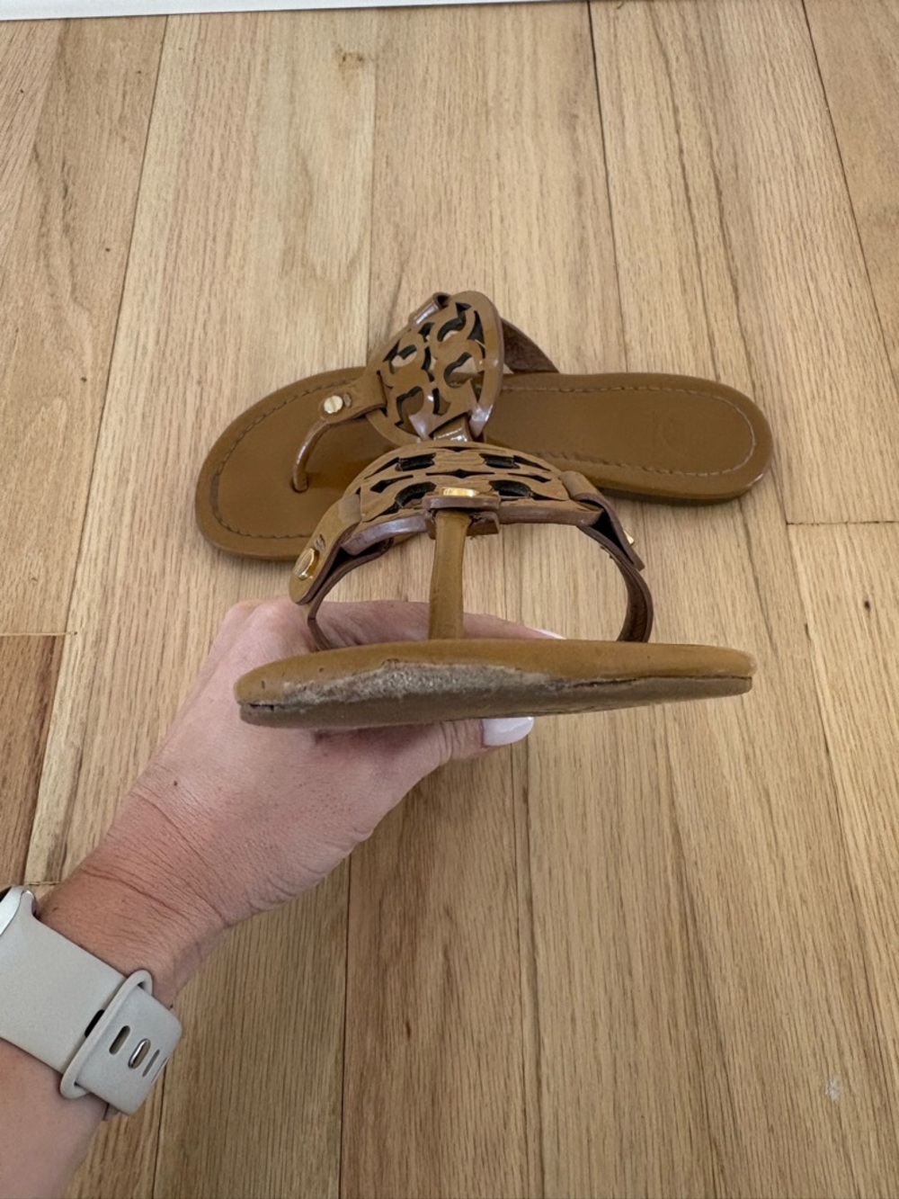 Tory Burch Tan Miller Patent Sandal - Picture 6 of 16